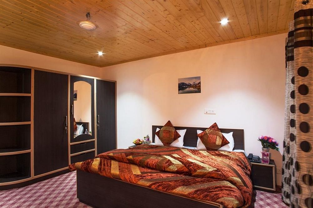 Sheesha Residency Ξενοδοχείο Σριναγκάρ Εξωτερικό φωτογραφία